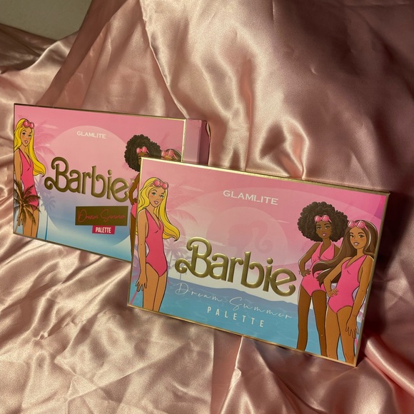 🩷NWT BARBIE EYESHADOW PALLET 🩷 - Picture 1 of 8